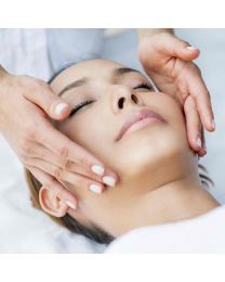 Le Petit Spa Revival Facial 
